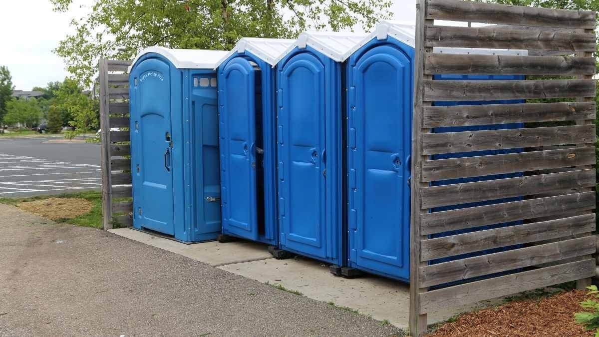 Porta Potty Rental Pros - Quality Portable Restroom Services in Groveoak, AL, 35975